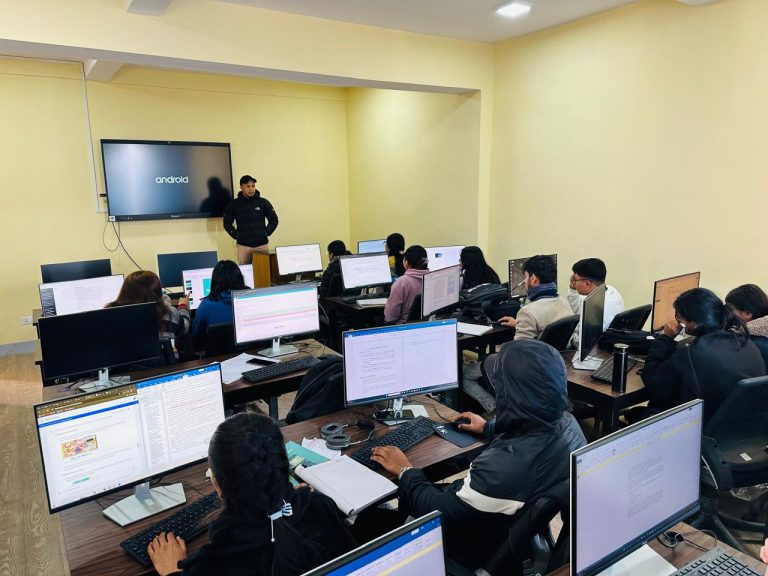 9ea383d7 f372 4d6b a3e1 4aa054c5ac3f